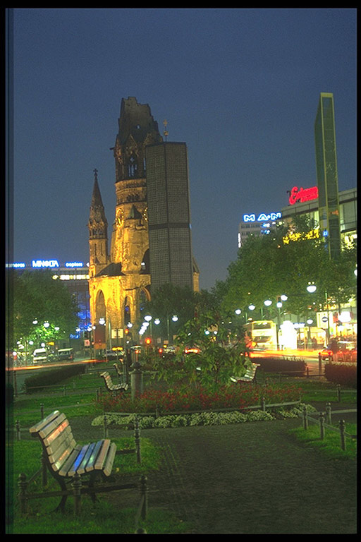 И тут Берлин (Berlin)