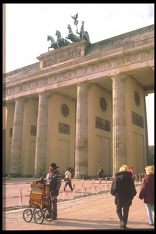 Снова Берлин (Berlin)