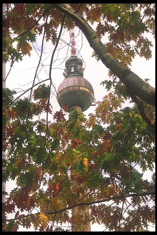 И здесь Берлин (Berlin)