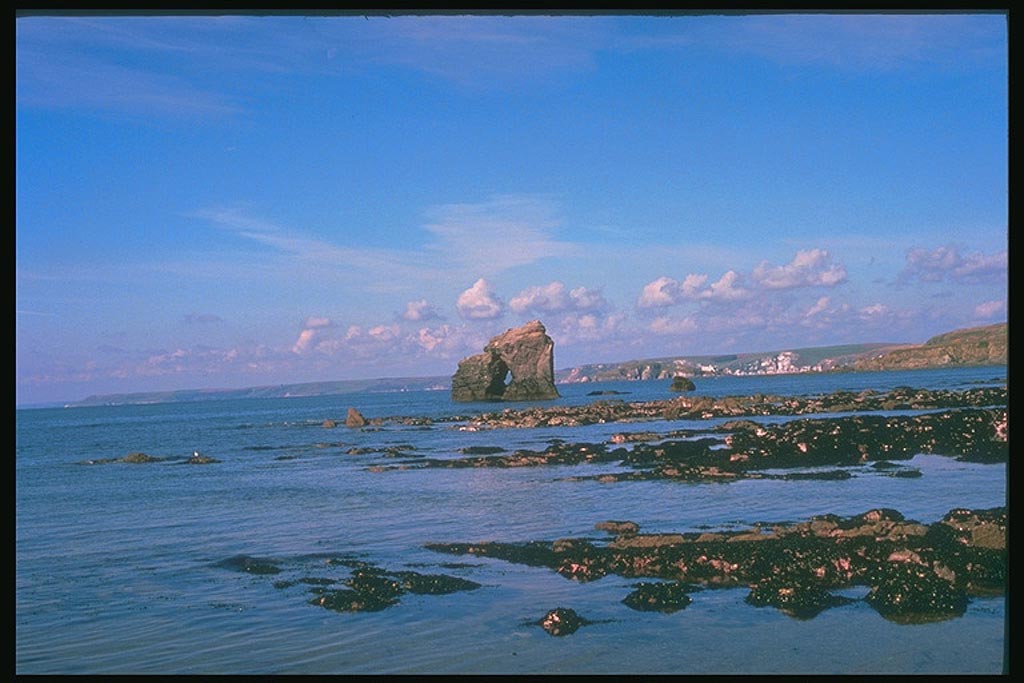 И здесь Девон (Devon)
