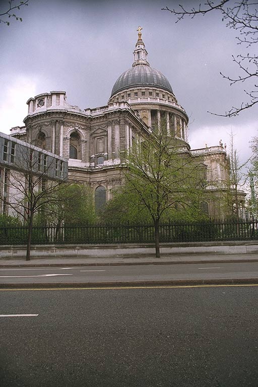 Тоже Лондон (London)