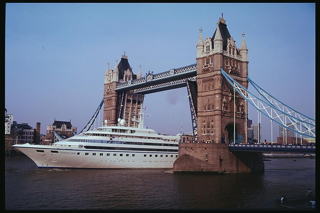 И на этой фотографии Лондон (London)