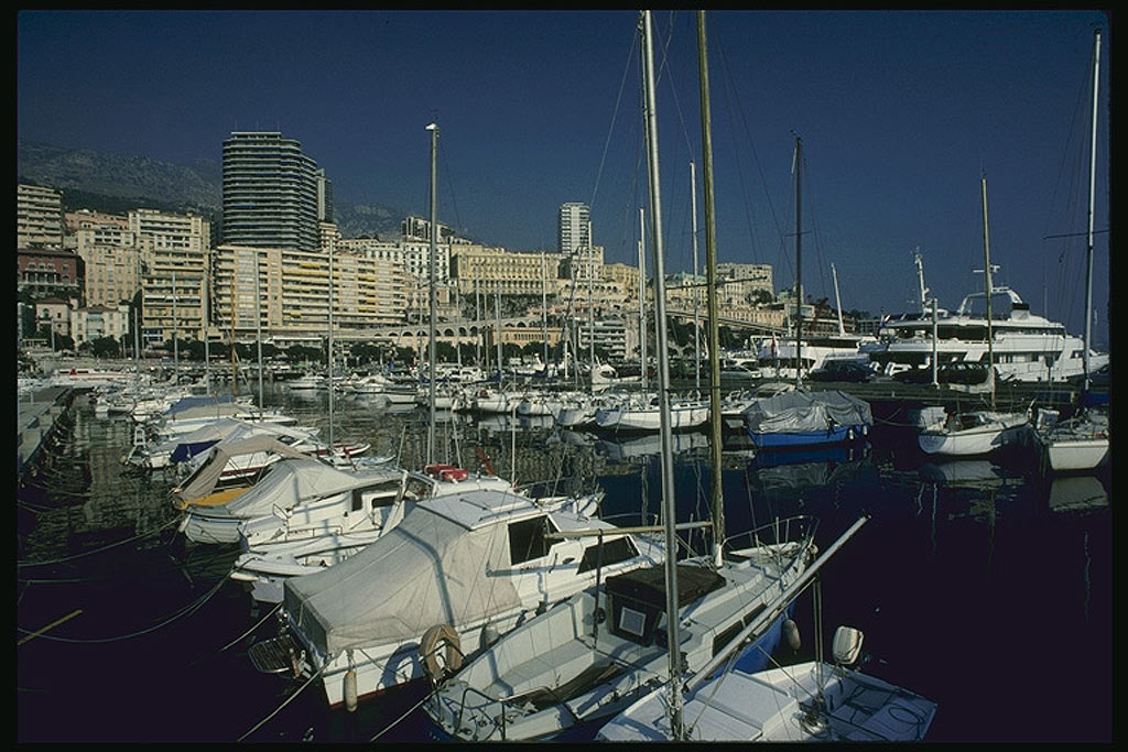 И здесь Монако (Monaco)