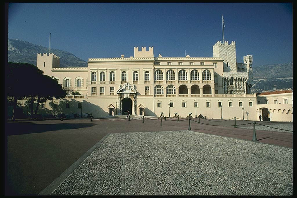 Опять Монако (Monaco)