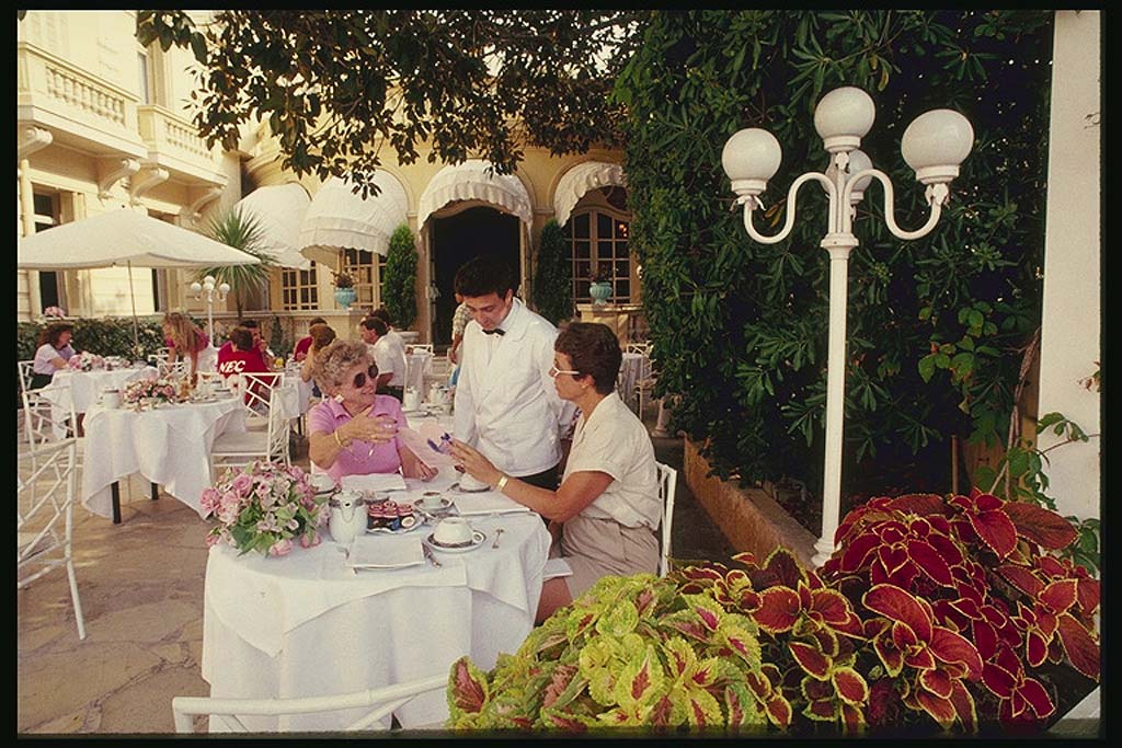И это Монако (Monaco)