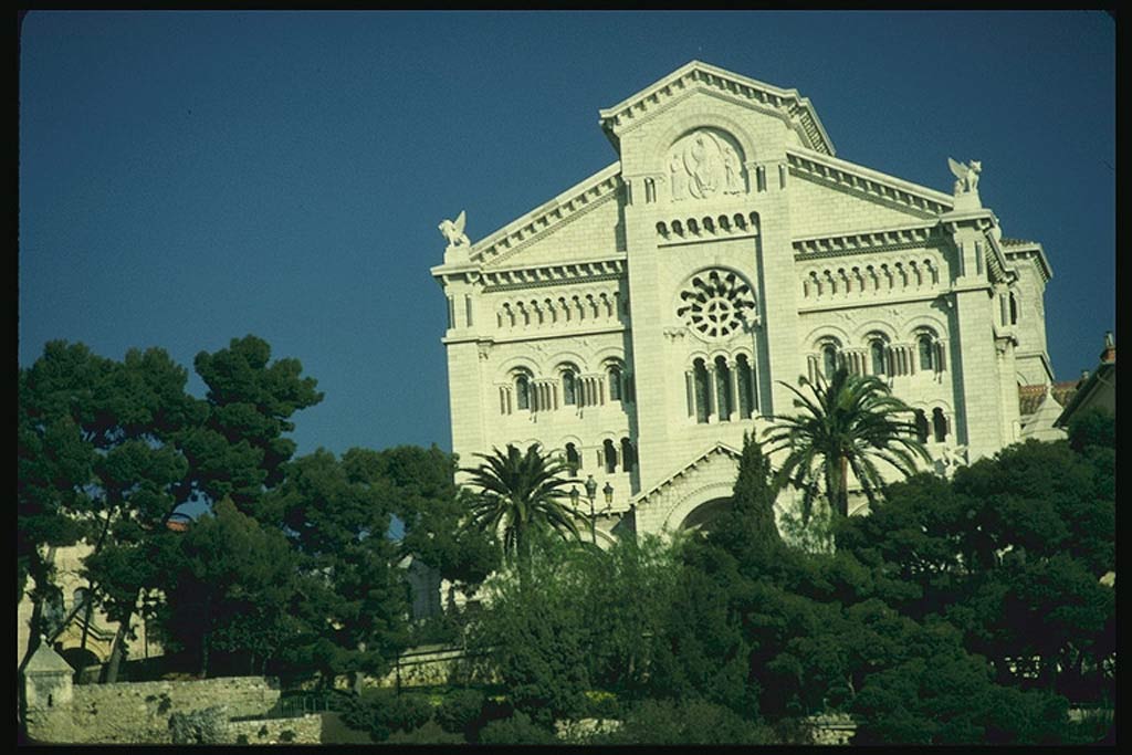 И здесь Монако (Monaco)