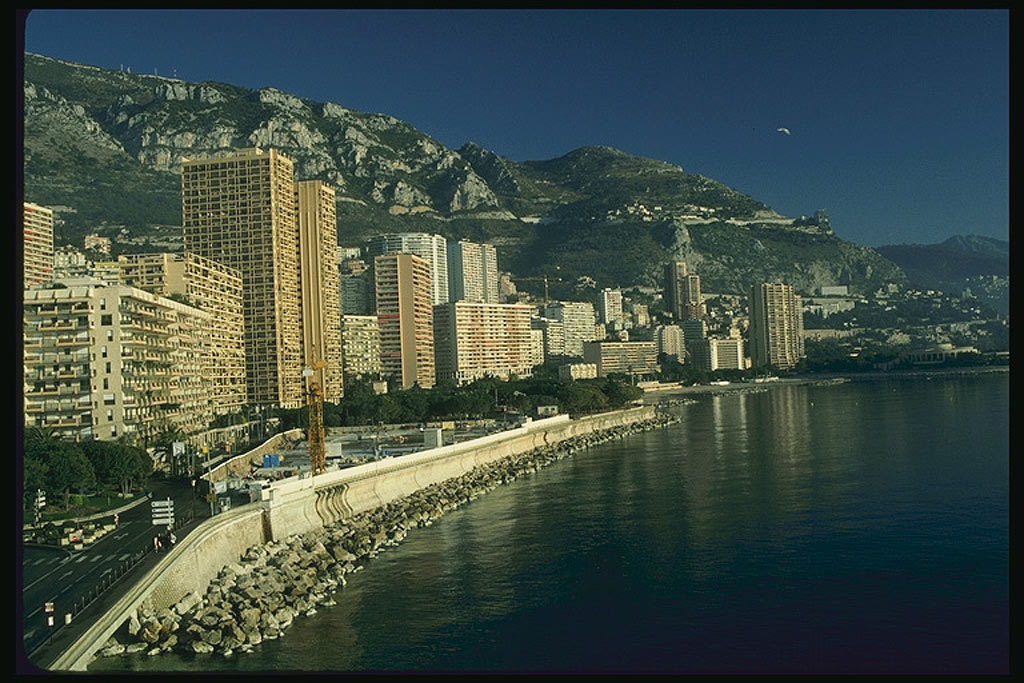 И здесь Монако (Monaco)