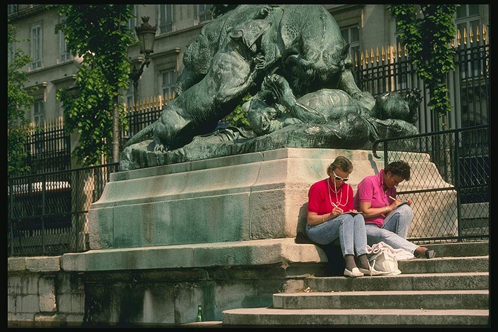 Снова Париж (Paris)